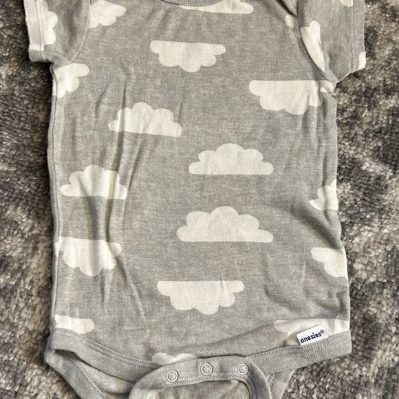 Gerber-Land of Wishes-Cloud Island Onesies 3-6 Months - Picture 2 of 10